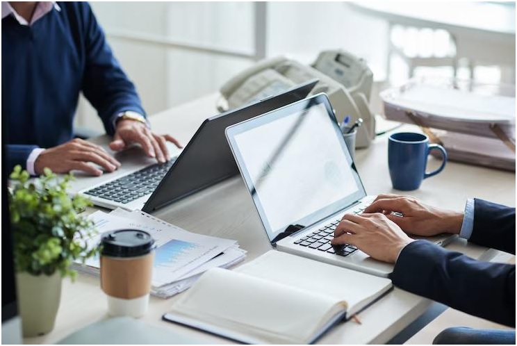 How to Streamline Finances with Online Bookkeeping Services in the UK